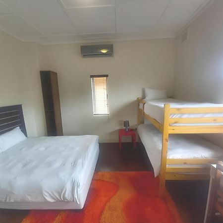 Kzn Park View Guest House Durban Bagian luar foto