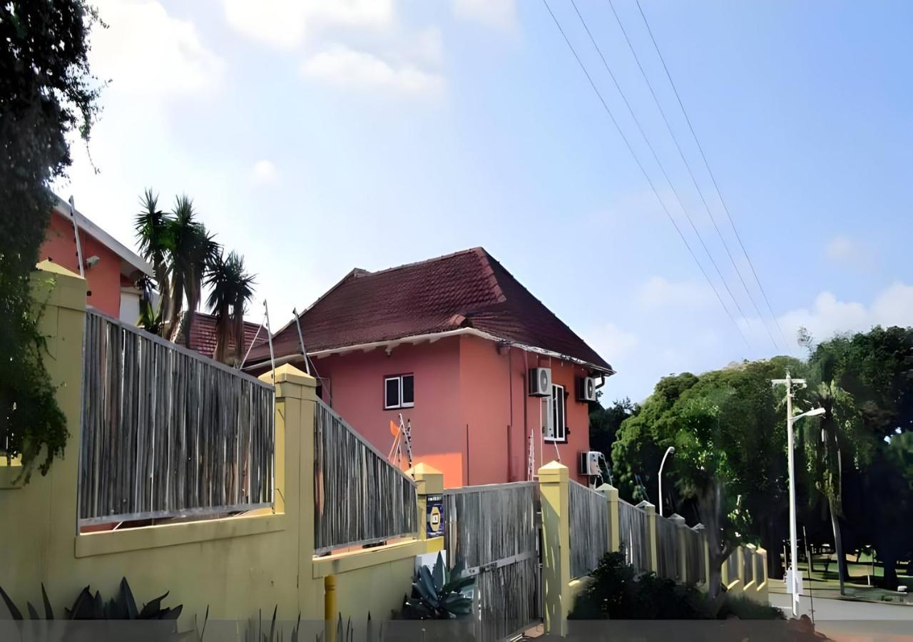 Kzn Park View Guest House Durban Bagian luar foto