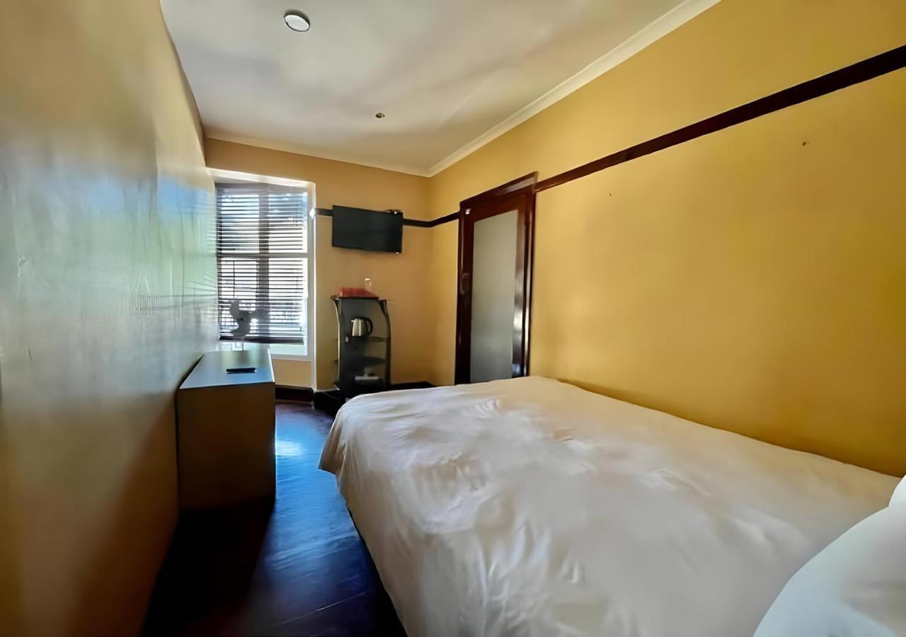 Kzn Park View Guest House Durban Bagian luar foto