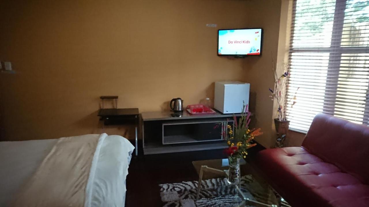Kzn Park View Guest House Durban Bagian luar foto