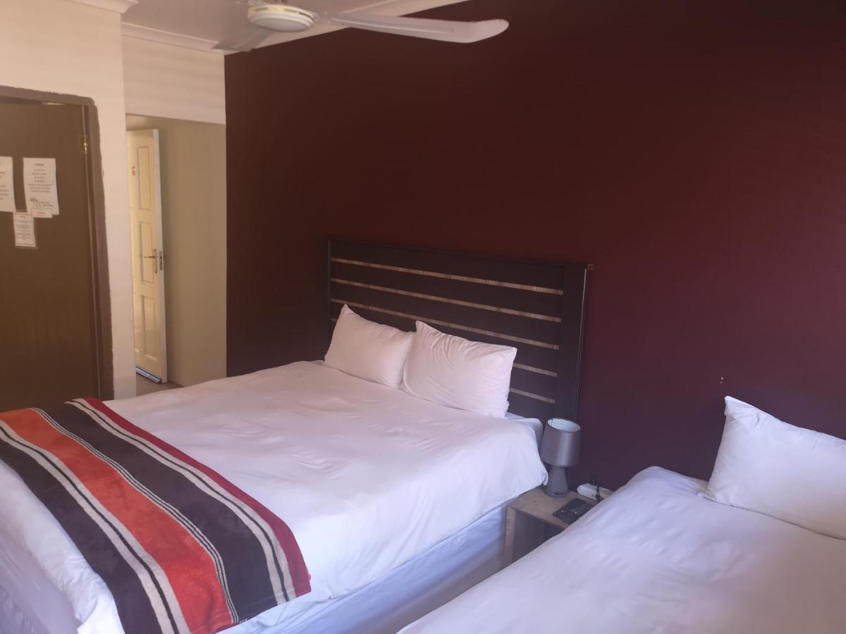 Kzn Park View Guest House Durban Bagian luar foto