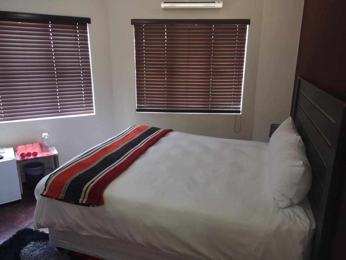 Kzn Park View Guest House Durban Bagian luar foto